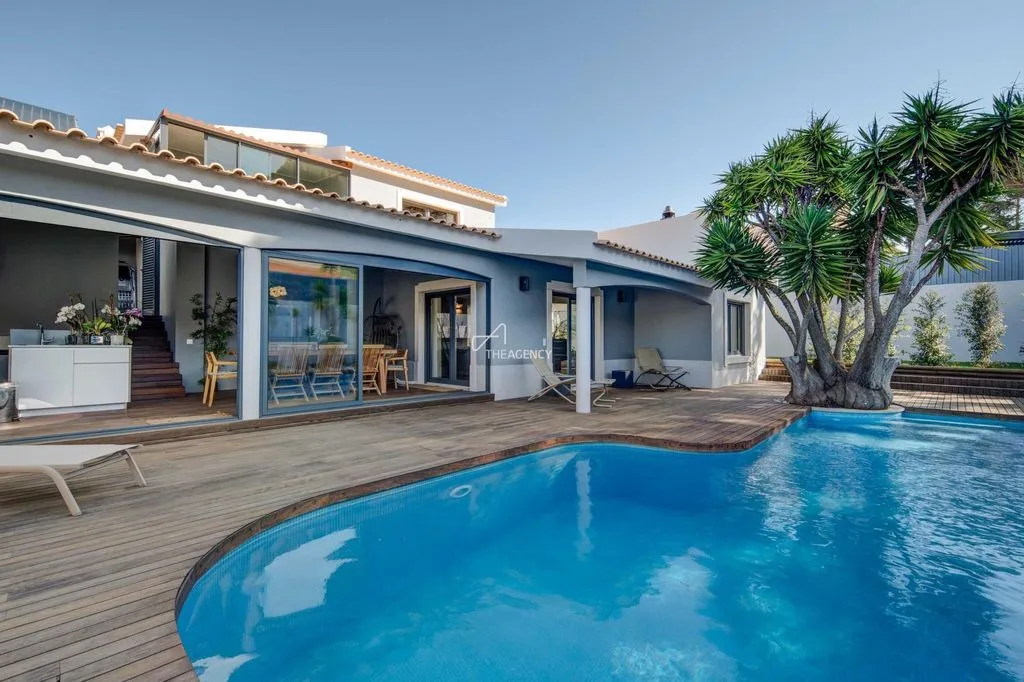 Villa 376m² in Italy, Terney. Priced at 3500000€ rent photo-1