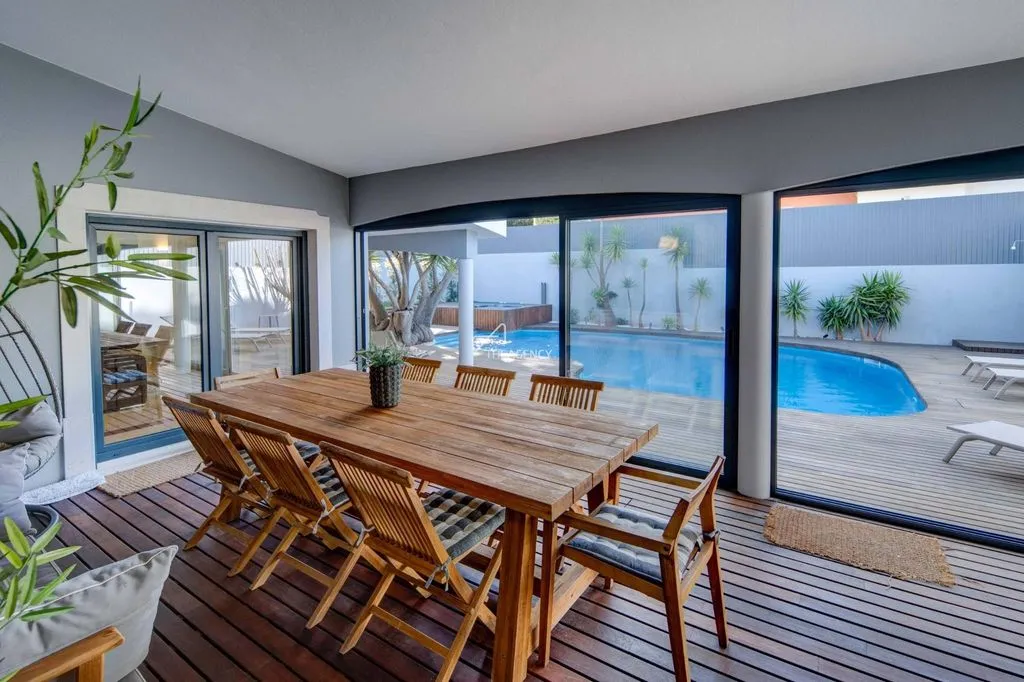 Villa 376m² in Italy, Terney. Priced at 3500000€ rent photo-3