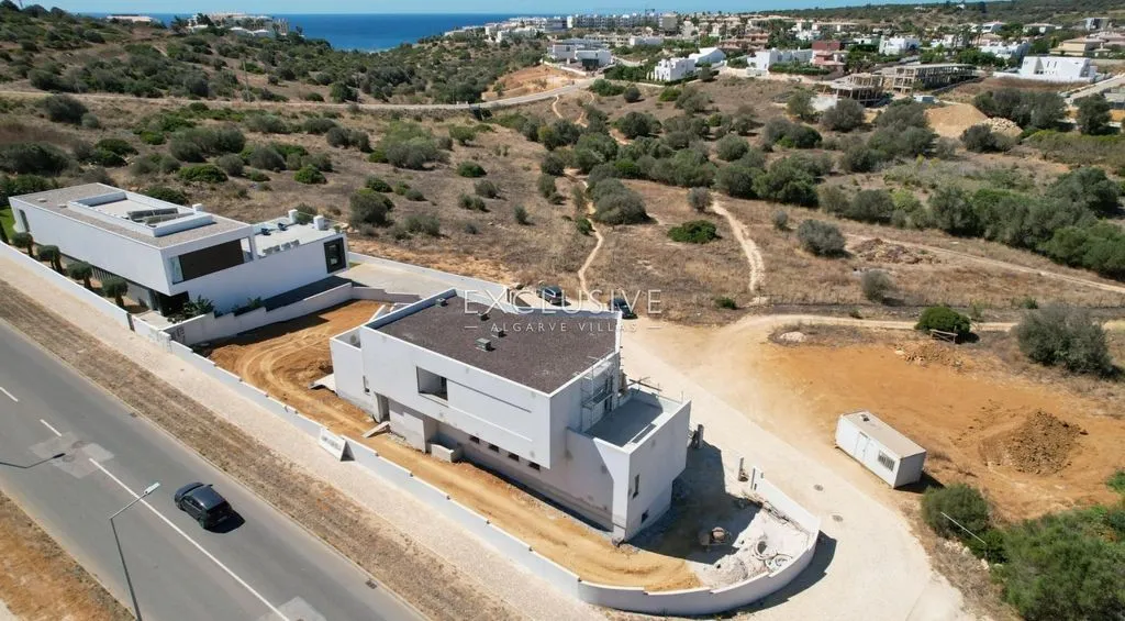 Villa 667m² in USA, Miami. Priced at 3275000€ rent photo-2