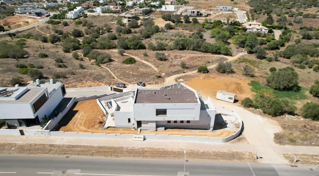 Villa 667m² in USA, Miami. Priced at 3275000€ rent photo-3