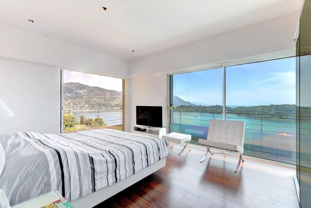 Villa 200m² in France, Nice. Priced at 3950000€ rent photo-6