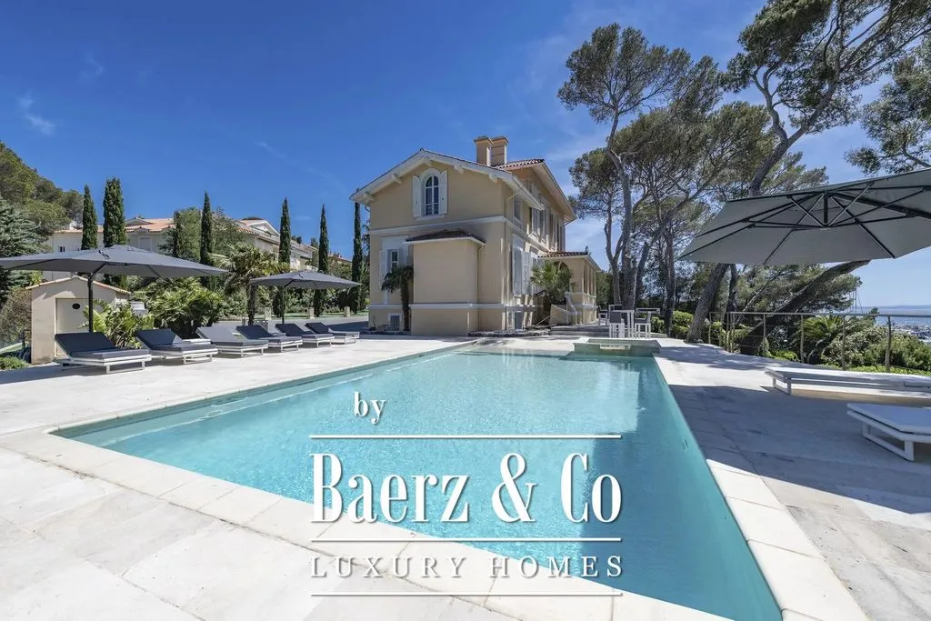 Villa 352m² in Italy, Vallebona. Priced at 5950000€ rent photo-1