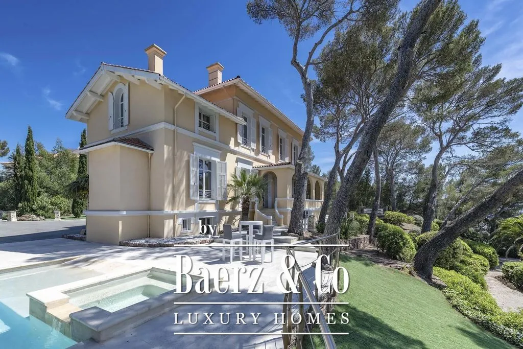 Villa 352m² in Italy, Vallebona. Priced at 5950000€ rent photo-4