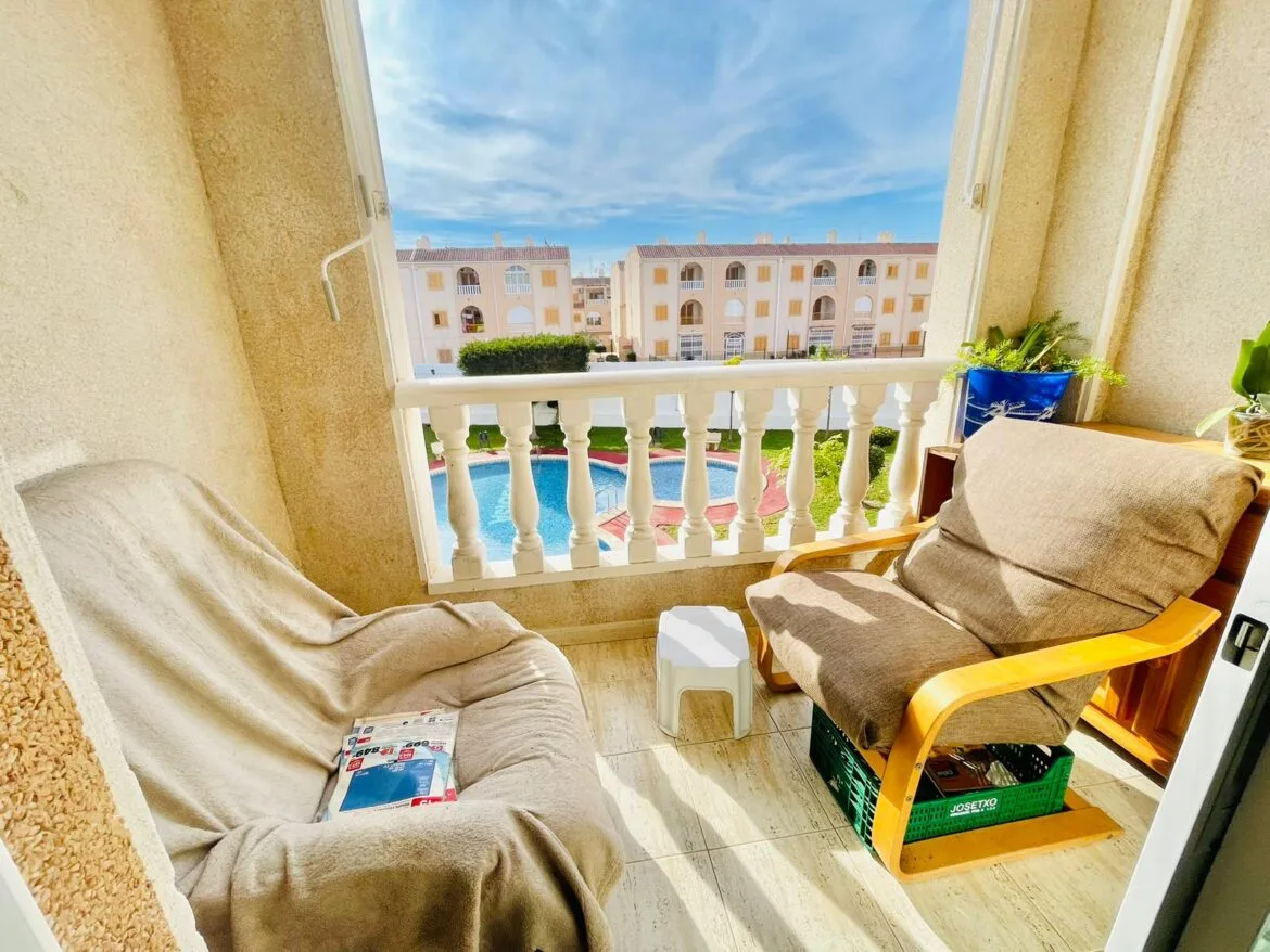 Flat 70m² in Spain, Torrevieja. Priced at 77308£ rent photo-11