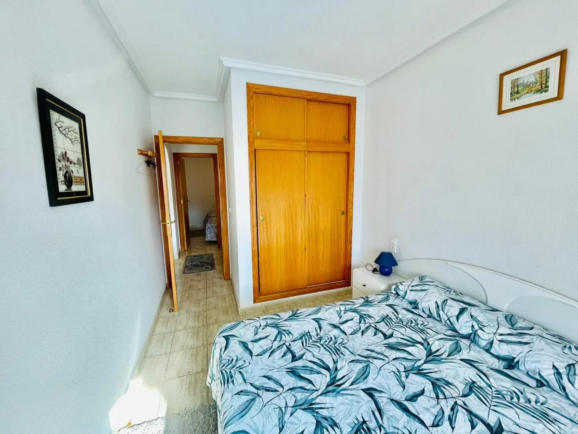 Flat 70m² in Spain, Torrevieja. Priced at 77308£ rent photo-16