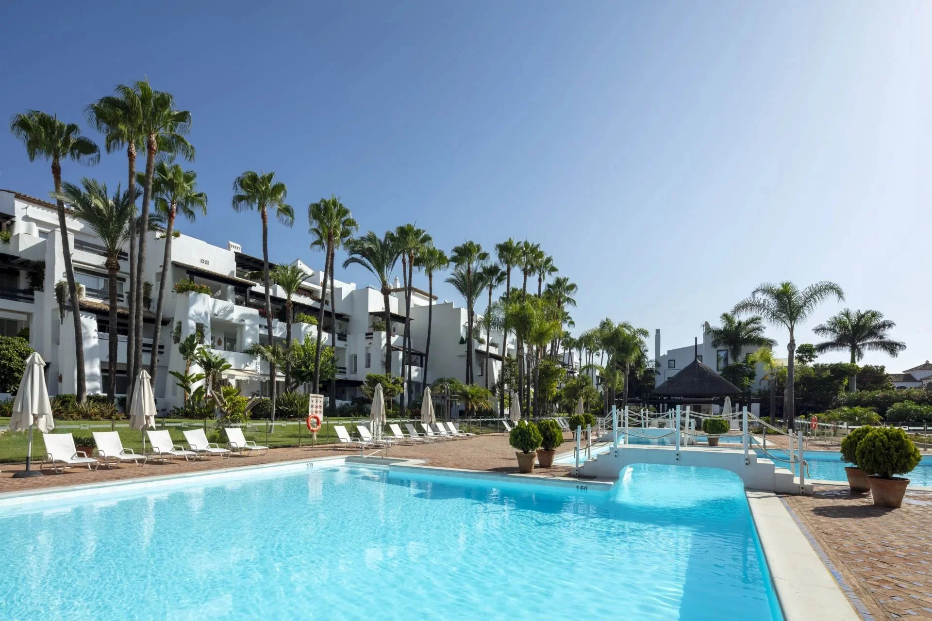 Flat 137m² in Portugal, Oeirash. Priced at 3865825£ rent photo-5