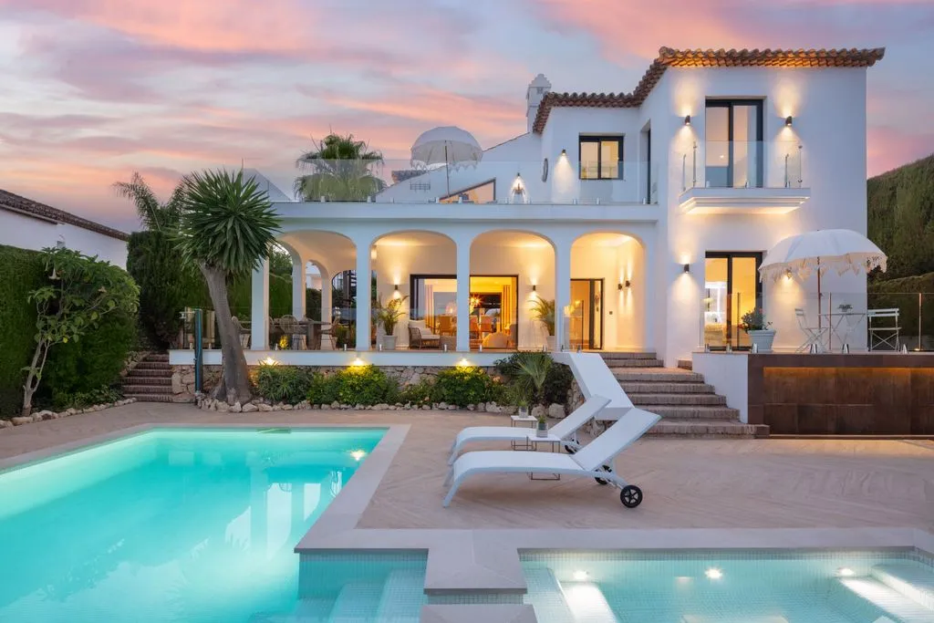 Villa 235m² in Portugal, Oeirash. Priced at 2495000€ rent photo-2