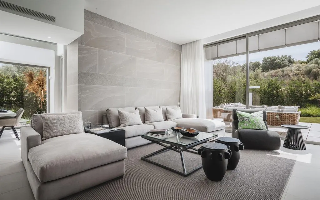 Villa 845m² in USA, Southbury. Priced at 2595000€ rent photo-3