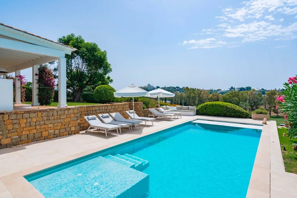 Villa 295m² in Portugal, Oeirash. Priced at 1795000€ rent photo-3