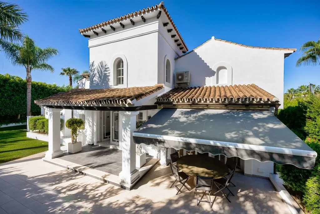 Villa 506m² in Portugal, Oeirash. Priced at 3500000€ rent photo-6