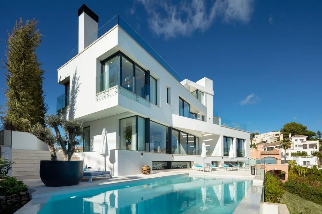 Villa 610m² in Portugal, Oeirash. Priced at 5500000€ rent photo-2