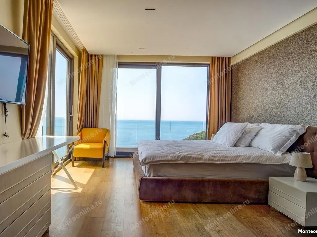 Villa 438m² in Montenegro, Budva. Priced at 1200000€ rent photo-4