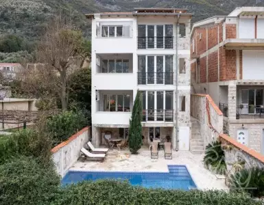 Купить дом в Черногории 700000€