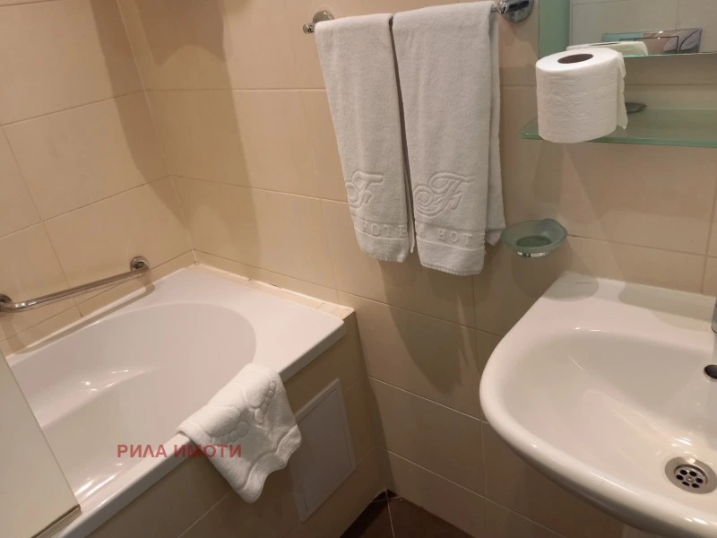 Flat 66m² in USA, Houston. Priced at 61169£ rent photo-8
