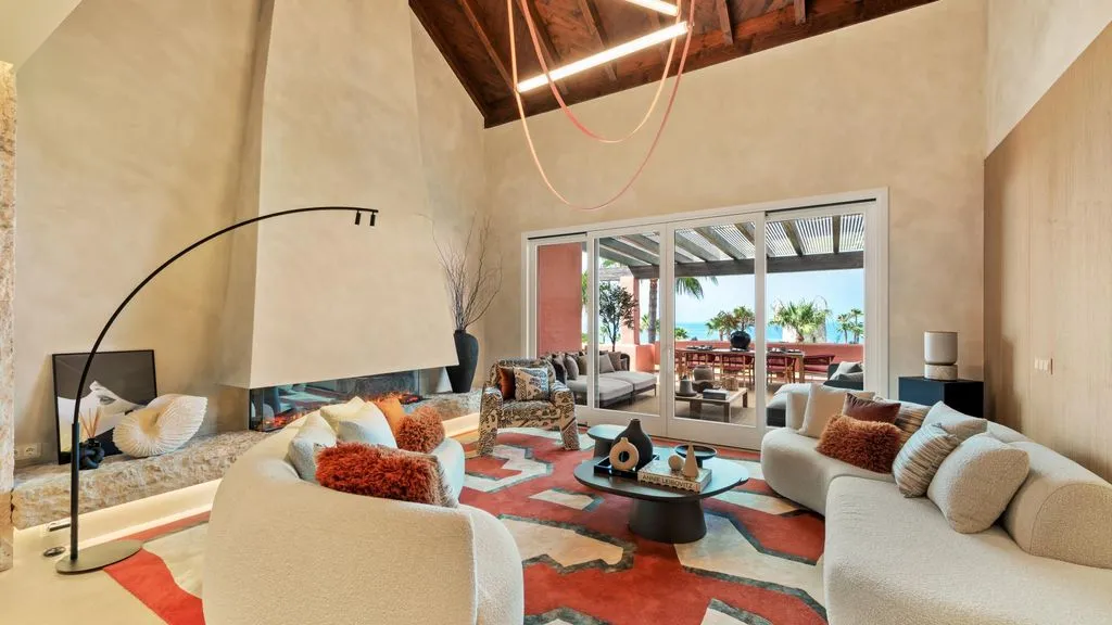 Penthouse 272m² in USA, Southbury. Priced at 4950000€ rent photo-2