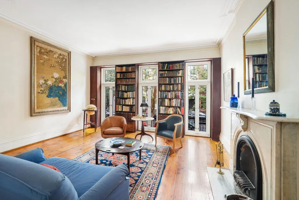Townhouse 200m² in USA, New York. Priced at 3512600€ rent photo-2