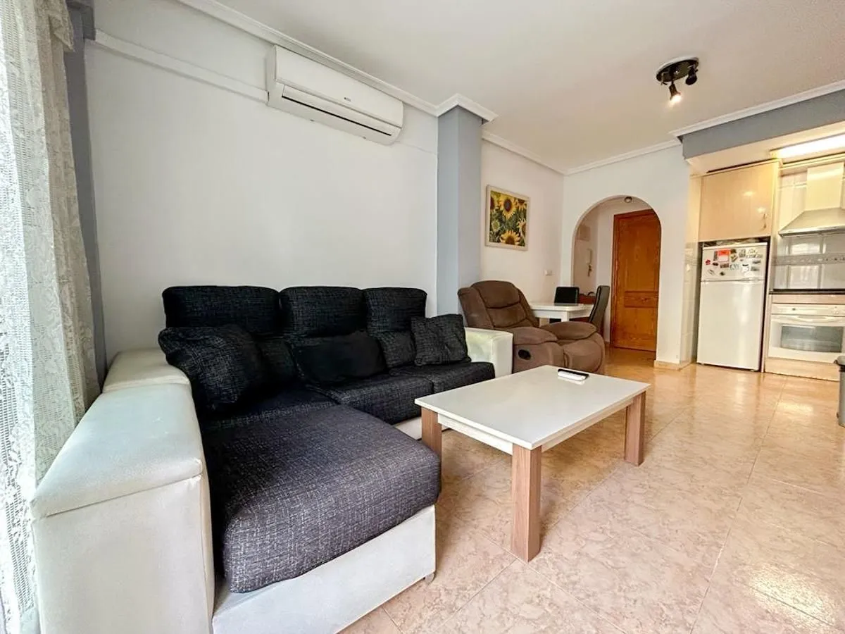 Flat 50m² in Spain, Torrevieja. Priced at 88484£ rent photo-7