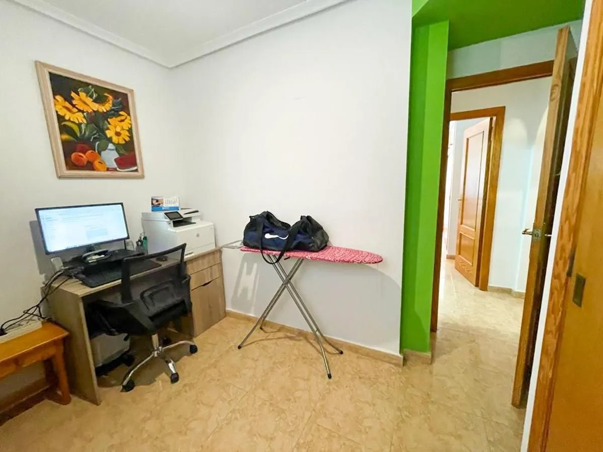 Flat 50m² in Spain, Torrevieja. Priced at 88484£ rent photo-27