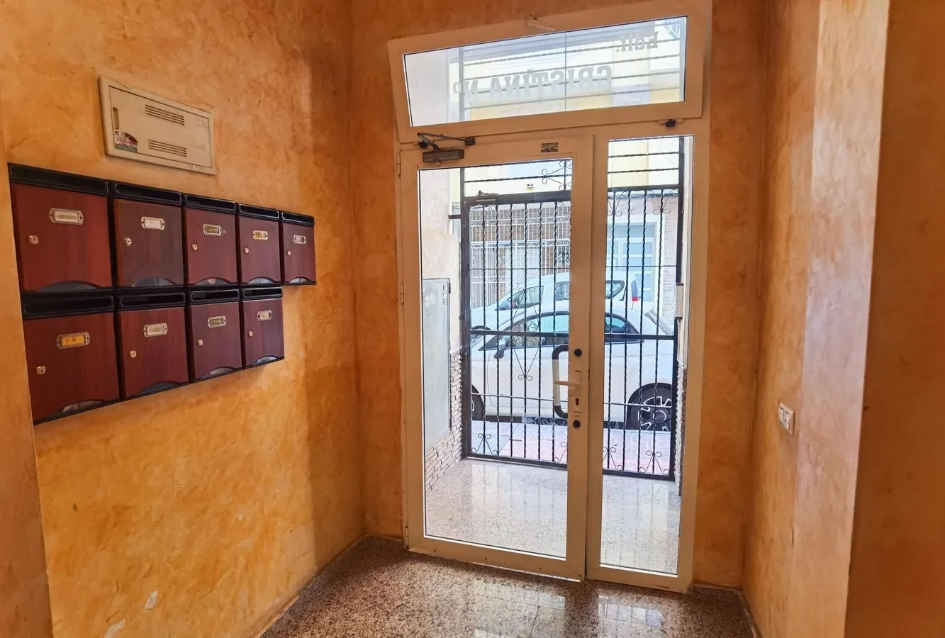 Flat 50m² in Spain, Torrevieja. Priced at 88484£ rent photo-32