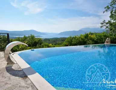 Купить villa в Montenegro 350000€
