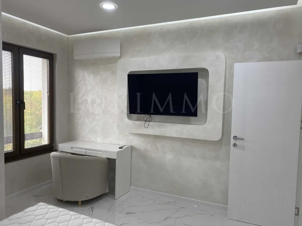 Flat 150m² in Bulgaria, Lozen. Priced at 319000€ rent photo-5