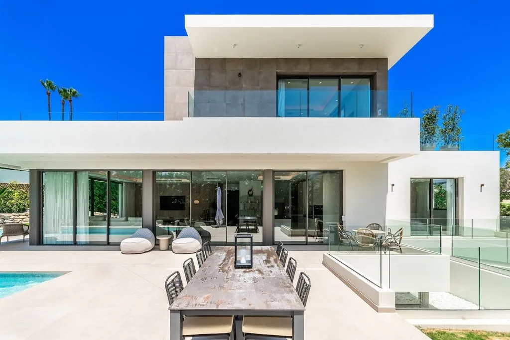 Villa 770m² in Portugal, Oeirash. Priced at 4495000€ rent photo-1