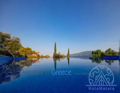 Купить виллу в Греции 2500000€
