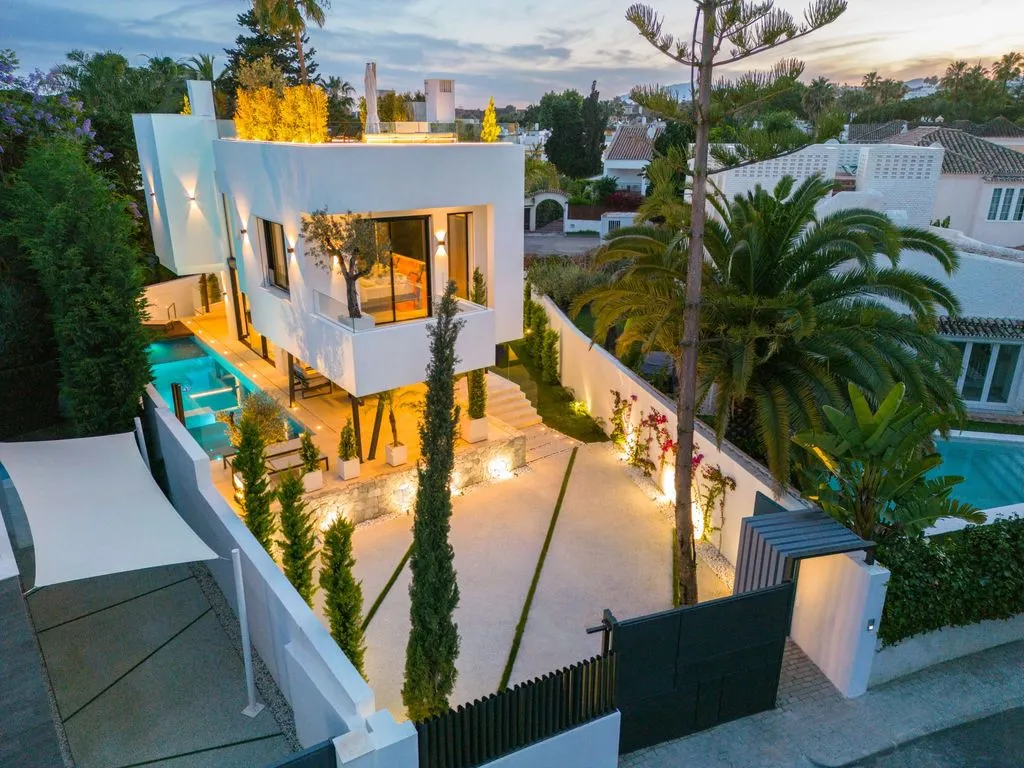 Villa 470m² in Portugal, Oeirash. Priced at 6870000€ rent photo-1