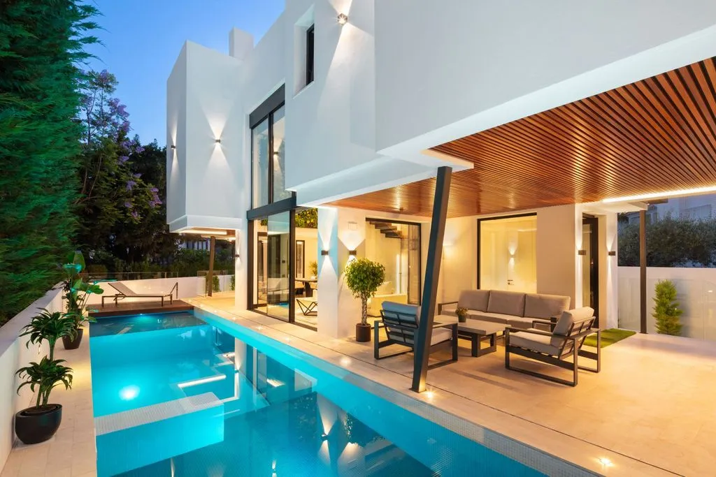 Villa 470m² in Portugal, Oeirash. Priced at 6870000€ rent photo-2