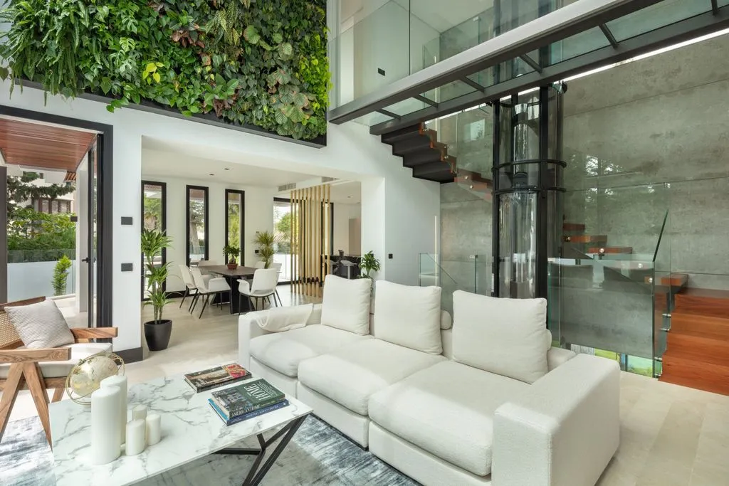 Villa 470m² in Portugal, Oeirash. Priced at 6870000€ rent photo-5