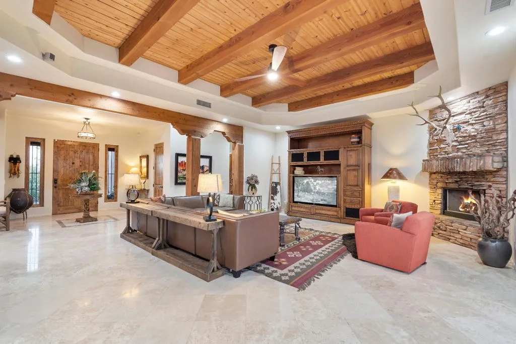 House 338m² in USA, Scottsdale. Priced at 1573800€ rent photo-6