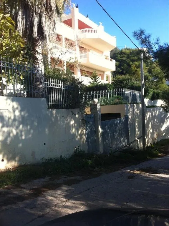Flat 450m² in Italy, Kyavari. Priced at 8500000€ rent photo-5