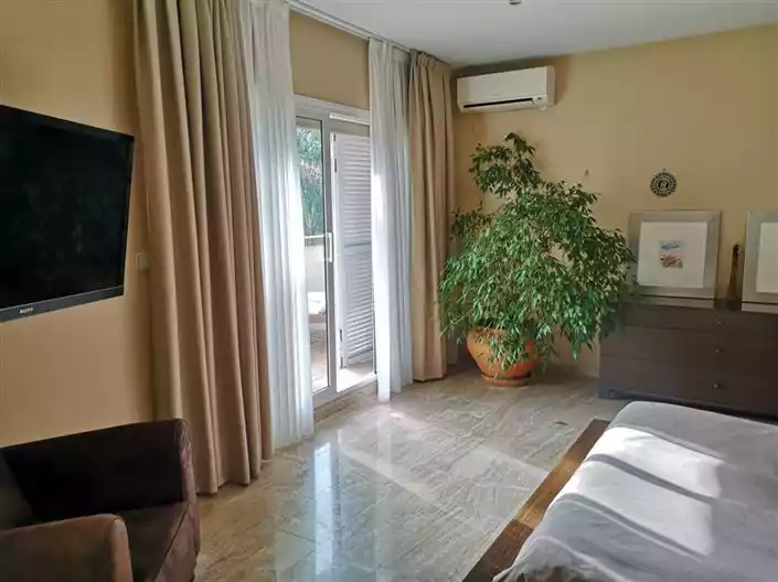 House 168m² in Spain, Gandia. Priced at 590000€ rent photo-31