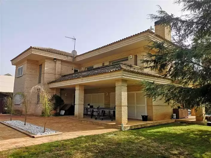 House 168m² in Spain, Gandia. Priced at 590000€ rent photo-4