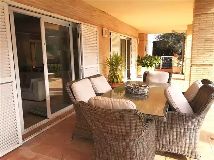 House 168m² in Spain, Gandia. Priced at 590000€ rent photo-8