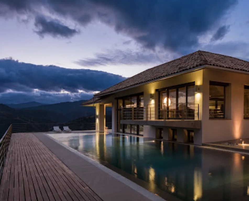 Villa 1961m² in Italy, Karimate. Priced at 9000000€ rent photo-3