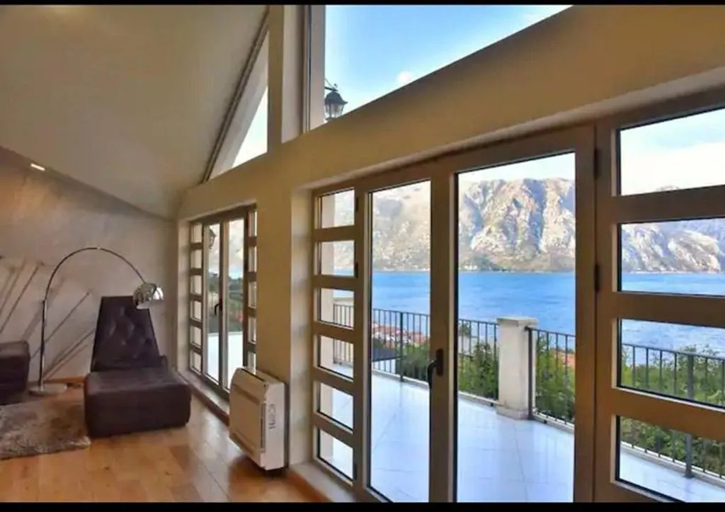 Flat 168m² in Montenegro, Kotor. Priced at 424000€ rent photo-5