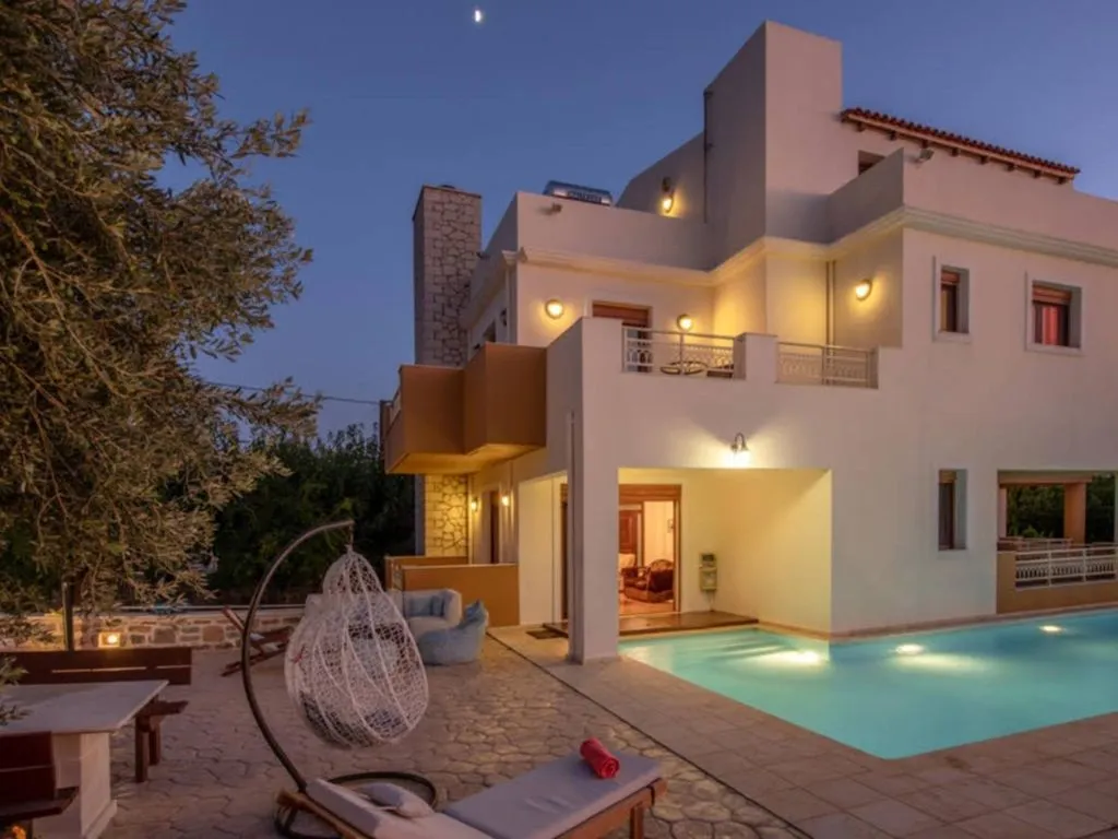 Villa 400m² in Greece, Rethymno. Priced at 1800000€ rent photo-2