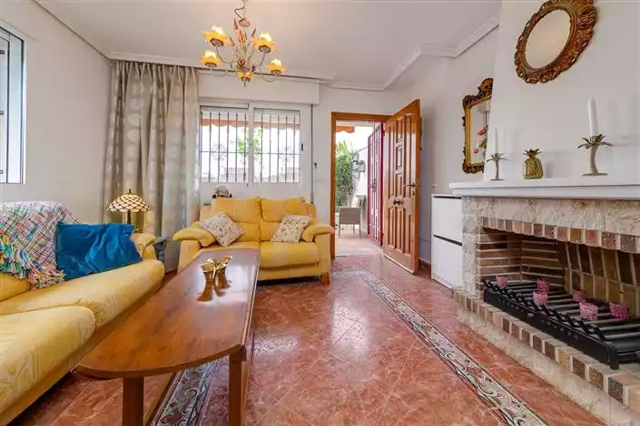 Other Properties 99m² in France, La Hard Fréné. Priced at 207000€ rent photo-5