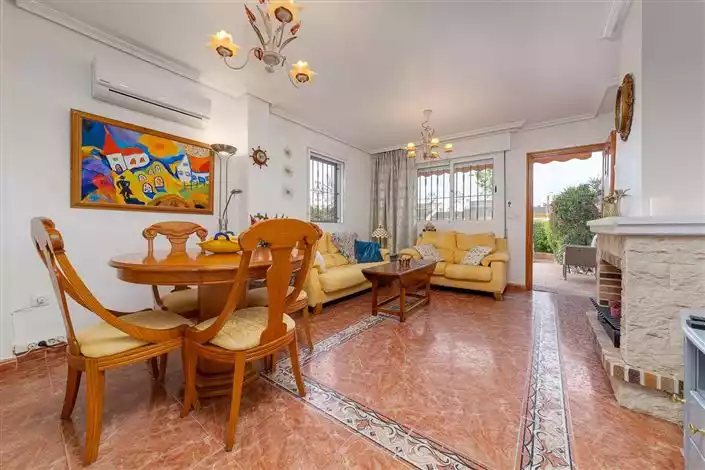 Other Properties 99m² in France, La Hard Fréné. Priced at 207000€ rent photo-9