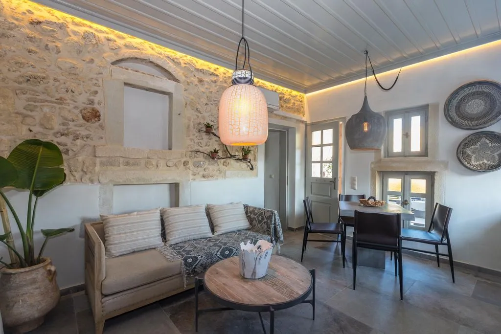 Townhouse 465m² in Greece, Rethymno. Priced at 1500000€ rent photo-5
