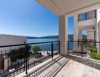 Buy in Montenegro for 750000€