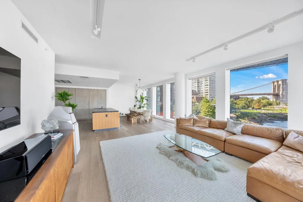 Flat 232m² in USA, Brooklyn. Priced at 5246100€ rent photo-3