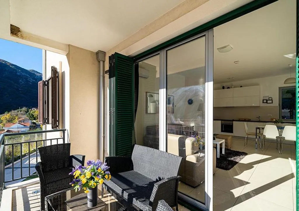 Flat 83m² in Montenegro, Kotor. Priced at 210000€ rent photo-2