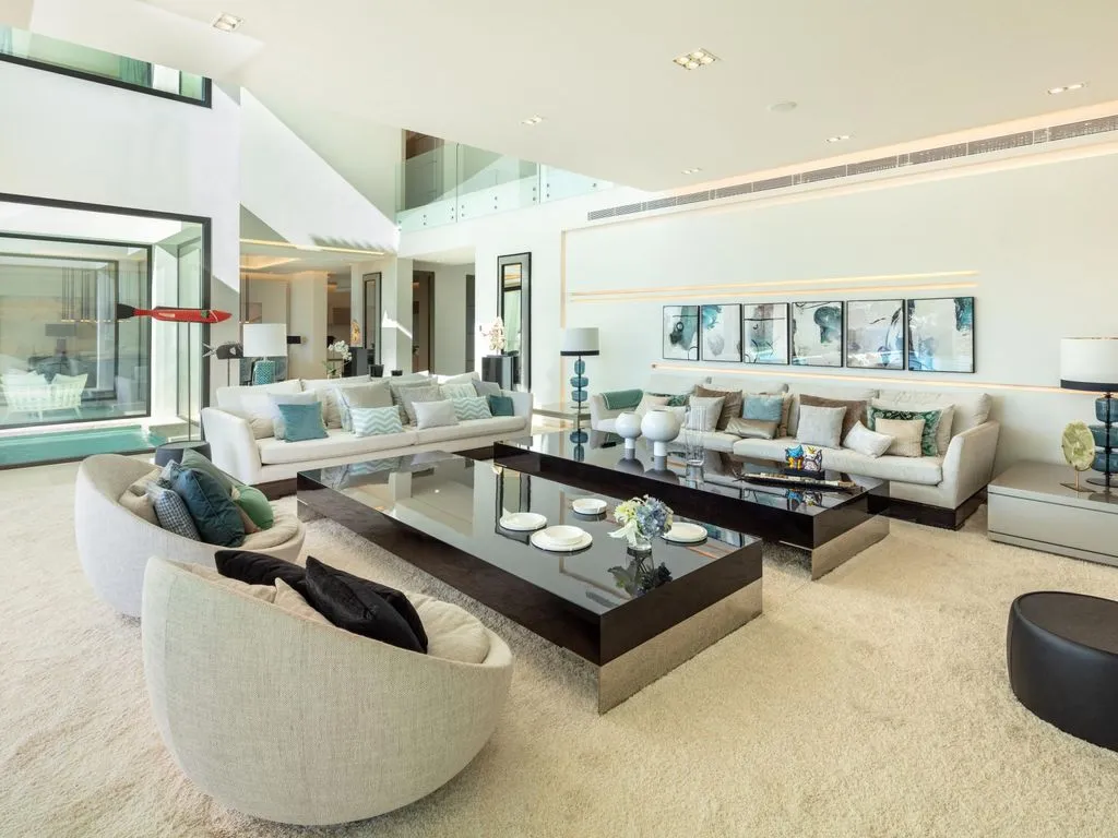 Villa 921m² in Portugal, Oeirash. Priced at 6990000€ rent photo-4