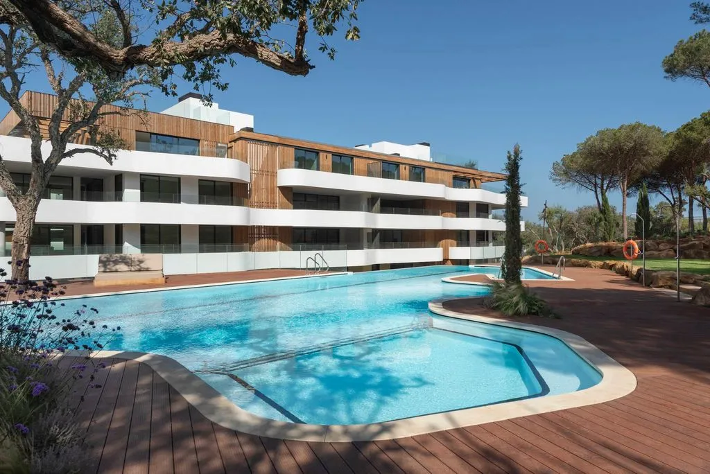 Flat 194m² in Portugal, Oeirash. Priced at 1200000€ rent photo-6