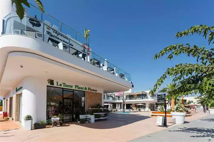 Flat 123m² in France, La Hard Fréné. Priced at 199900€ rent photo-23
