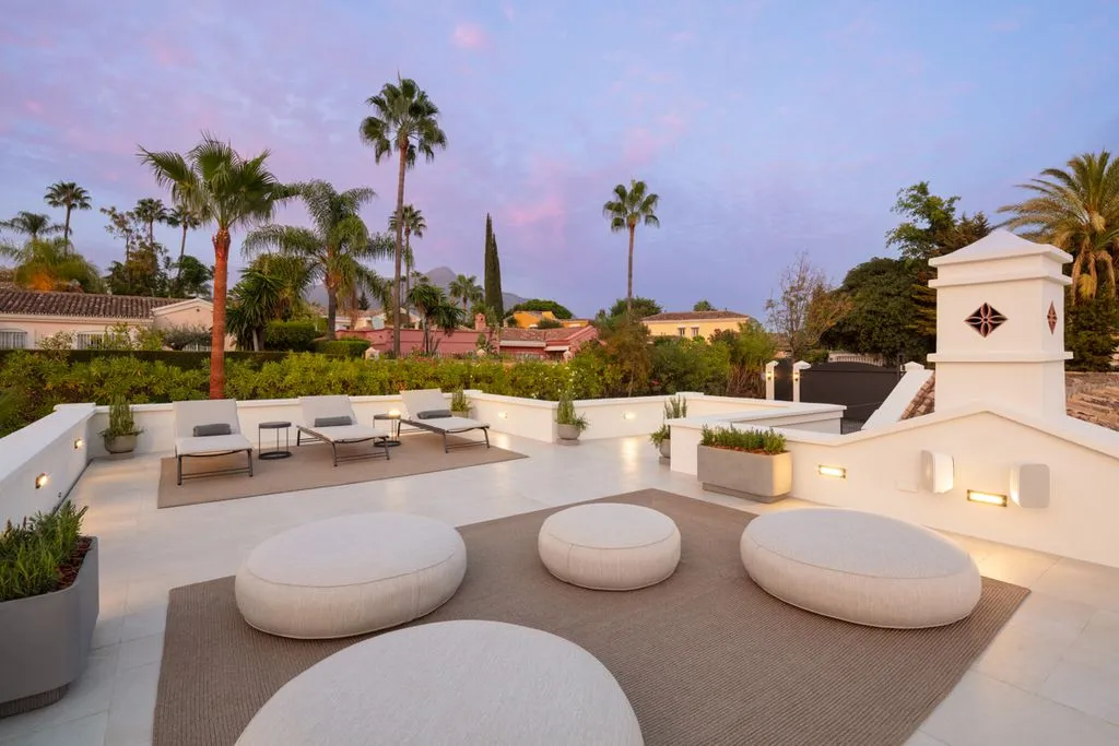 Villa 221m² in Portugal, Oeirash. Priced at 2495000€ rent photo-4