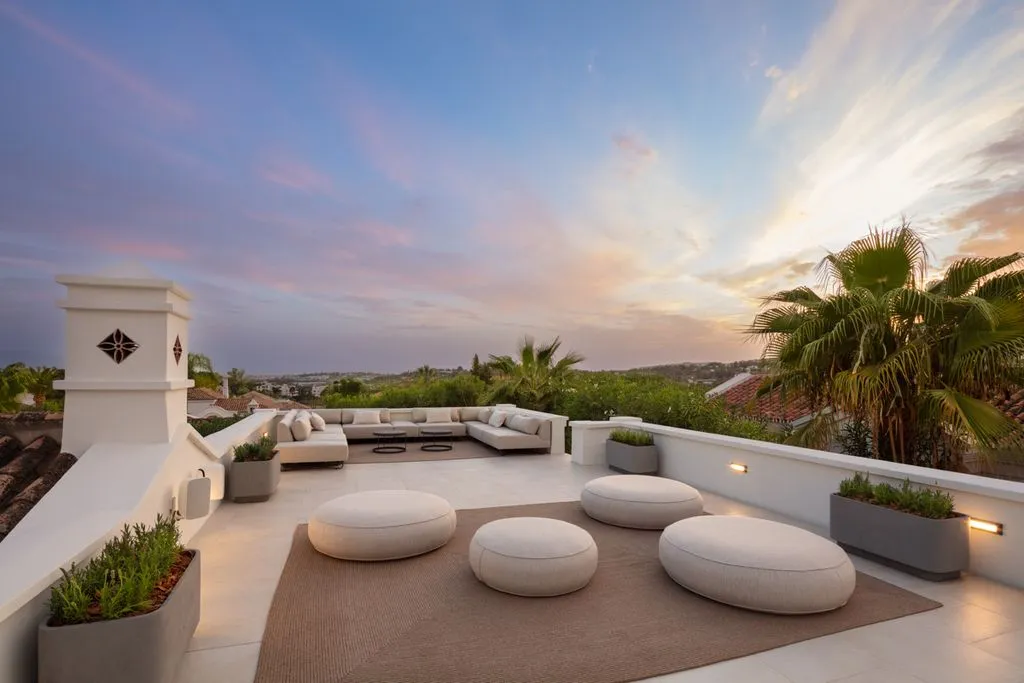 Villa 221m² in Portugal, Oeirash. Priced at 2495000€ rent photo-6
