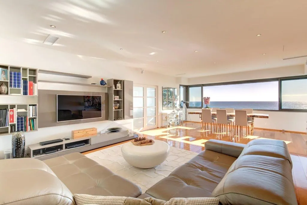 Villa 296m² in Italy, Diano-Marina. Priced at 5950000€ rent photo-4